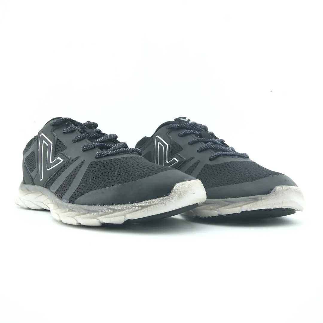Running Shoes For Flat And Wide Feet VIONIC  335MILES