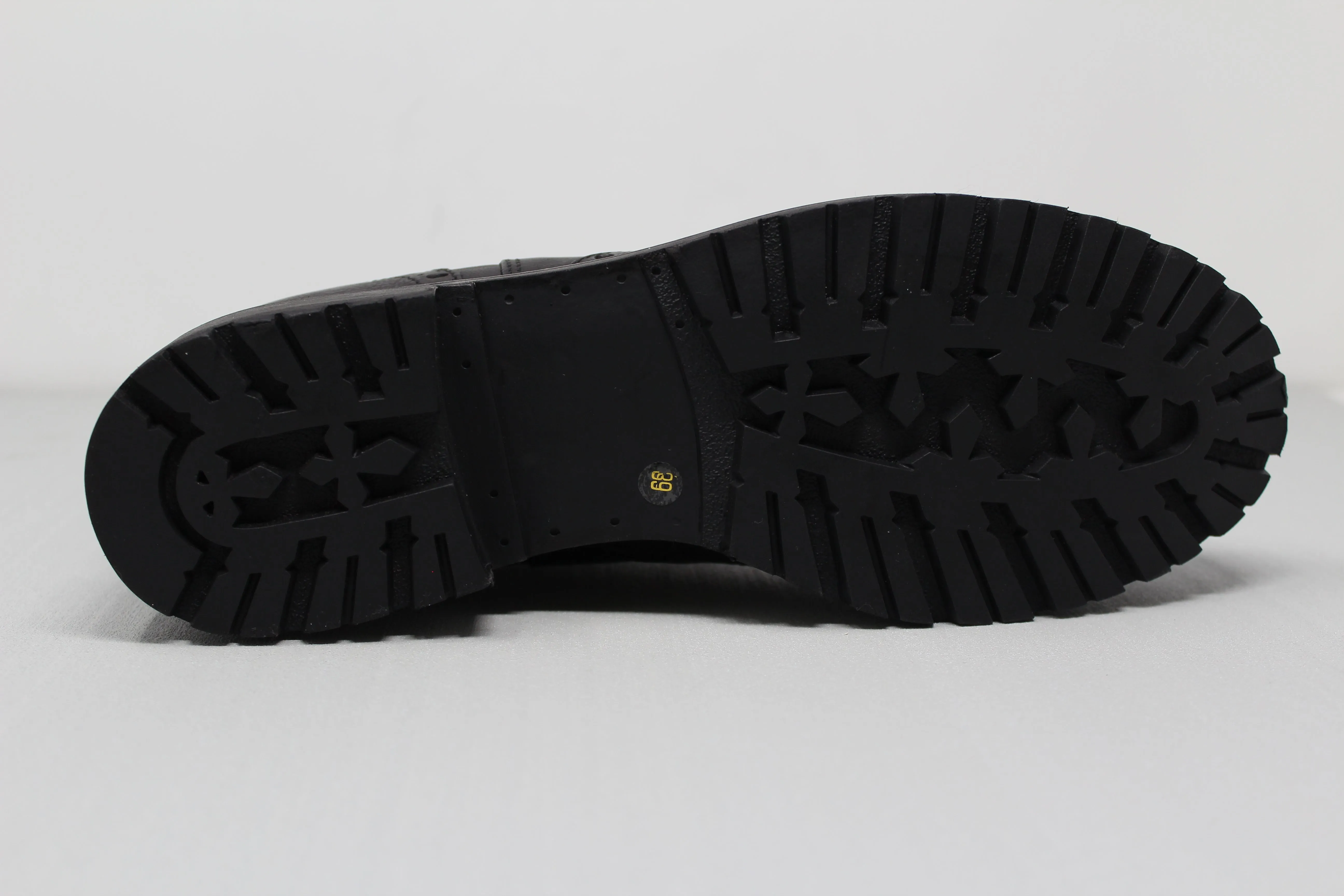 Laced Up Shoes W501-04