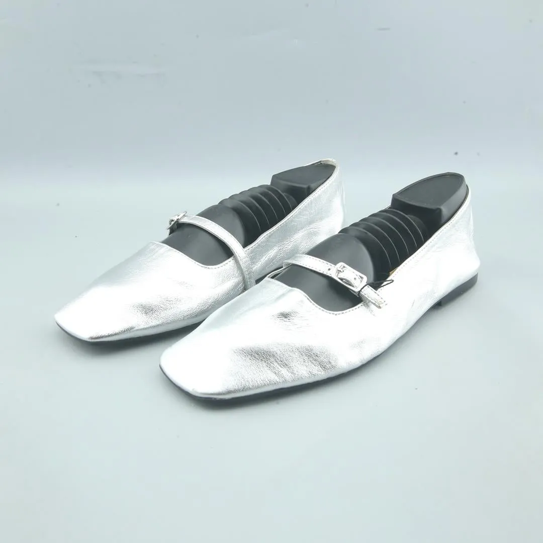 ZARA. . Lace-up High Top Basketball Shoes